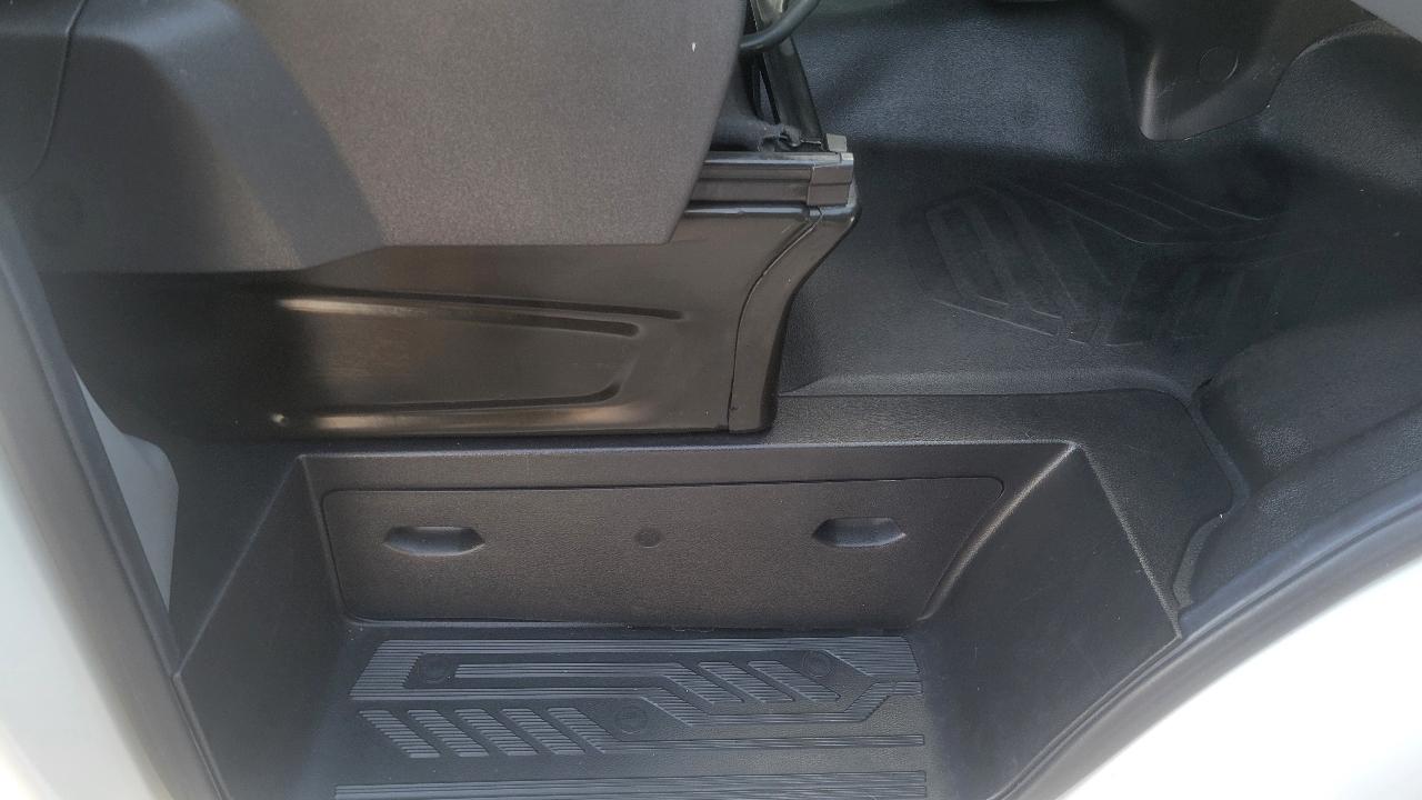 Ford Transit Van T-250 148" EL Hi Rf 9000 GVWR Sliding RH Dr 2018