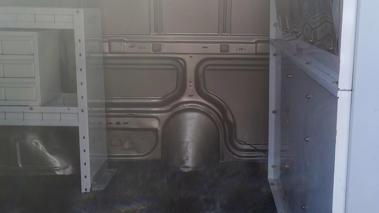 GMC Safari Cargo Van 111.2" WB RWD 2001