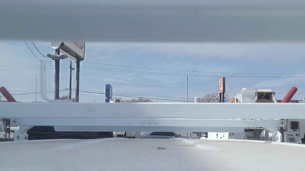 GMC Safari Cargo Van 111.2" WB RWD 2001