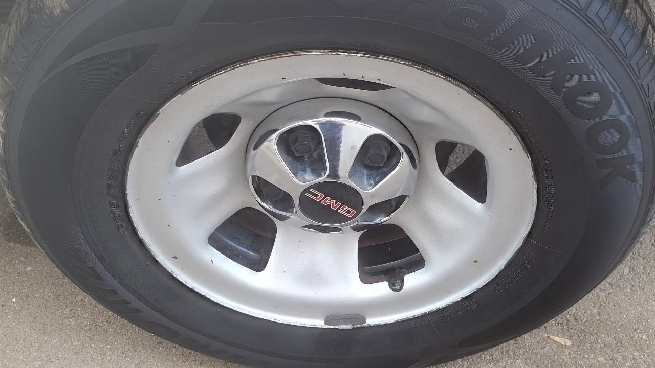 GMC Safari Cargo Van 111.2" WB RWD 2001