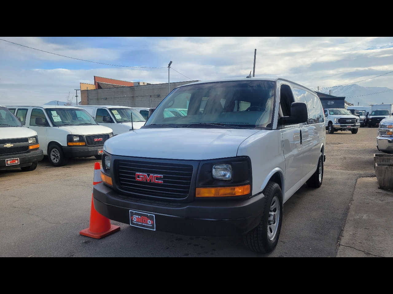 2013 GMC Savana Passenger