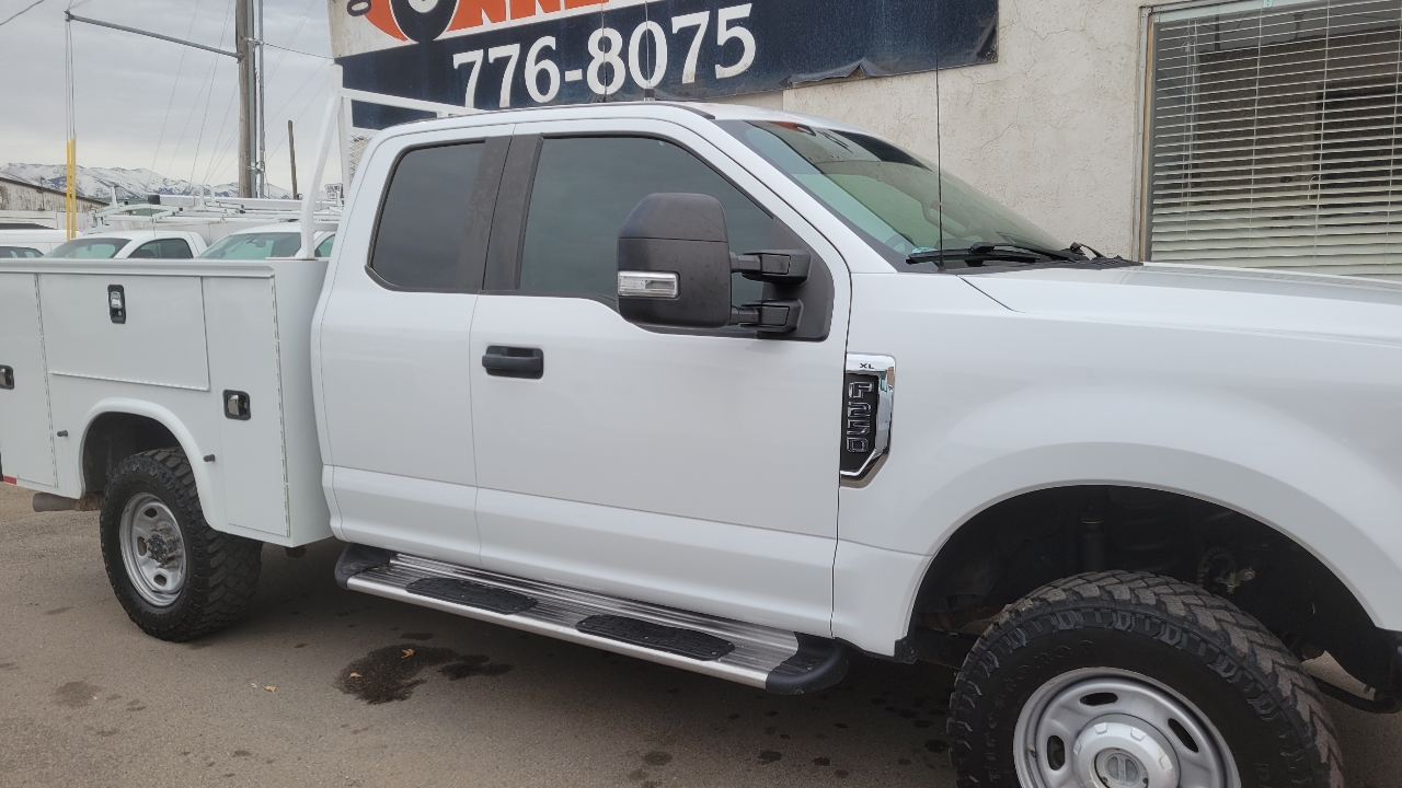 Ford Super Duty F-250 SRW 4WD SuperCab 142" XL 2017