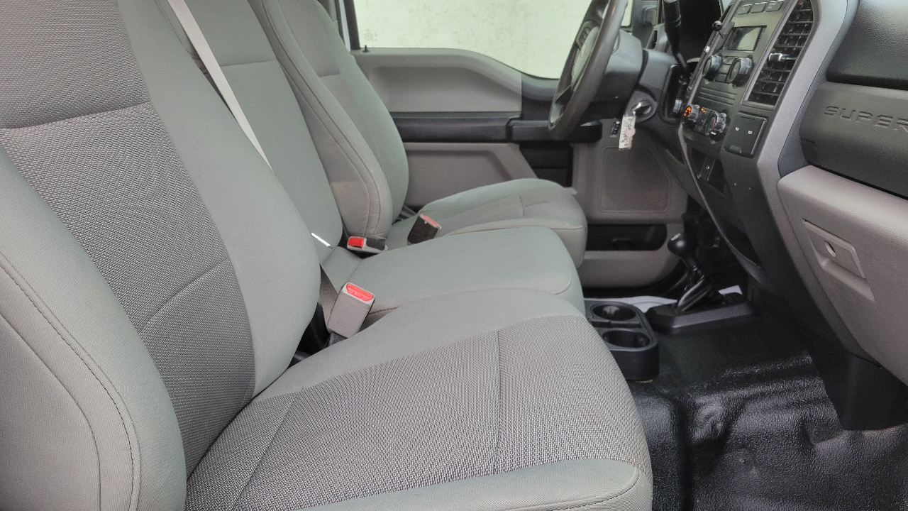 Ford Super Duty F-250 SRW 4WD SuperCab 142" XL 2017