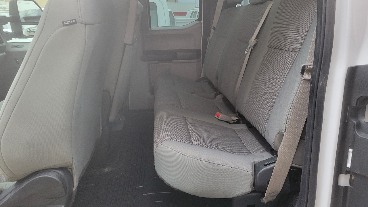 Ford Super Duty F-250 SRW 4WD SuperCab 142" XL 2017