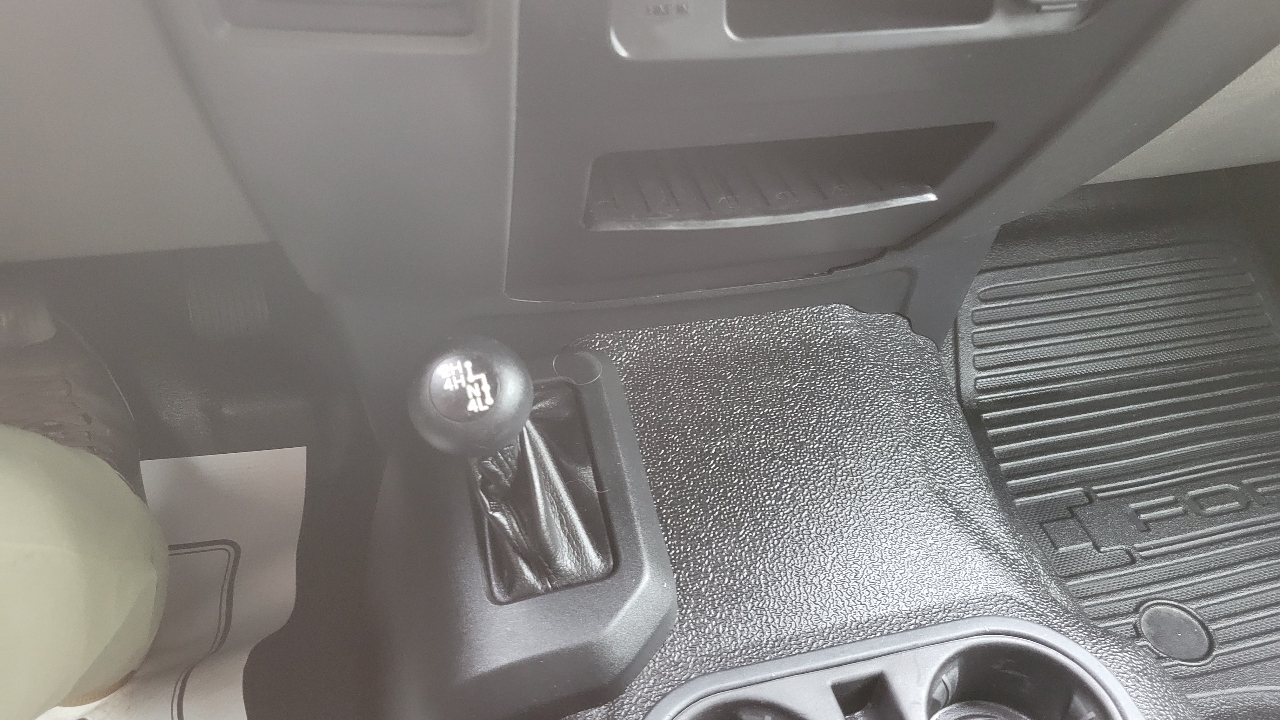 Ford Super Duty F-250 SRW 4WD SuperCab 142" XL 2017