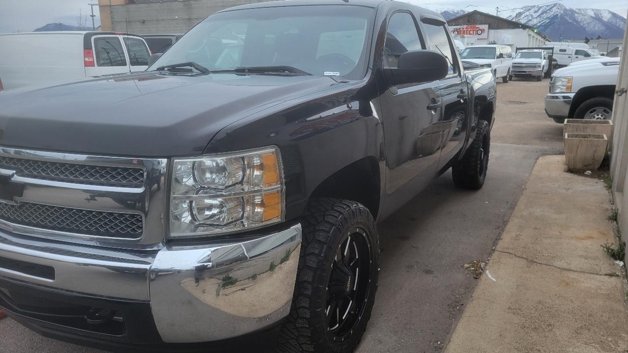 Chevrolet Silverado 1500 4WD Crew Cab 143.5" LT 2012