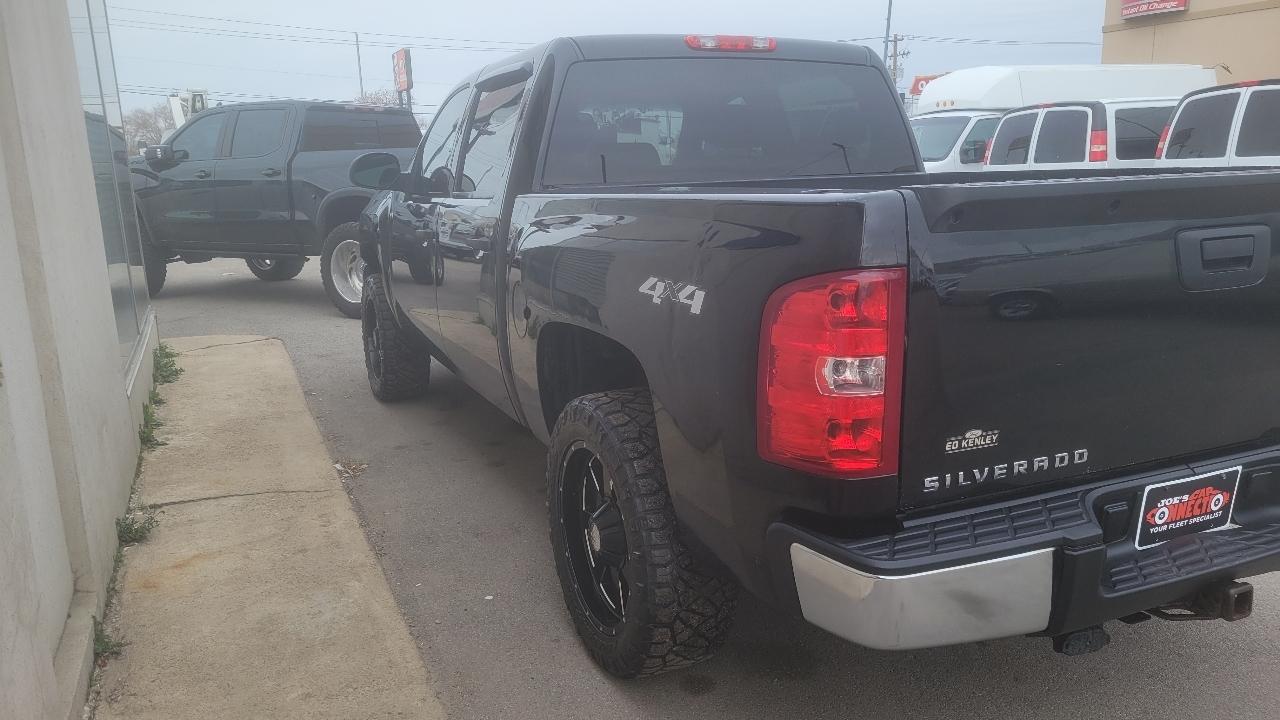 Chevrolet Silverado 1500 4WD Crew Cab 143.5" LT 2012