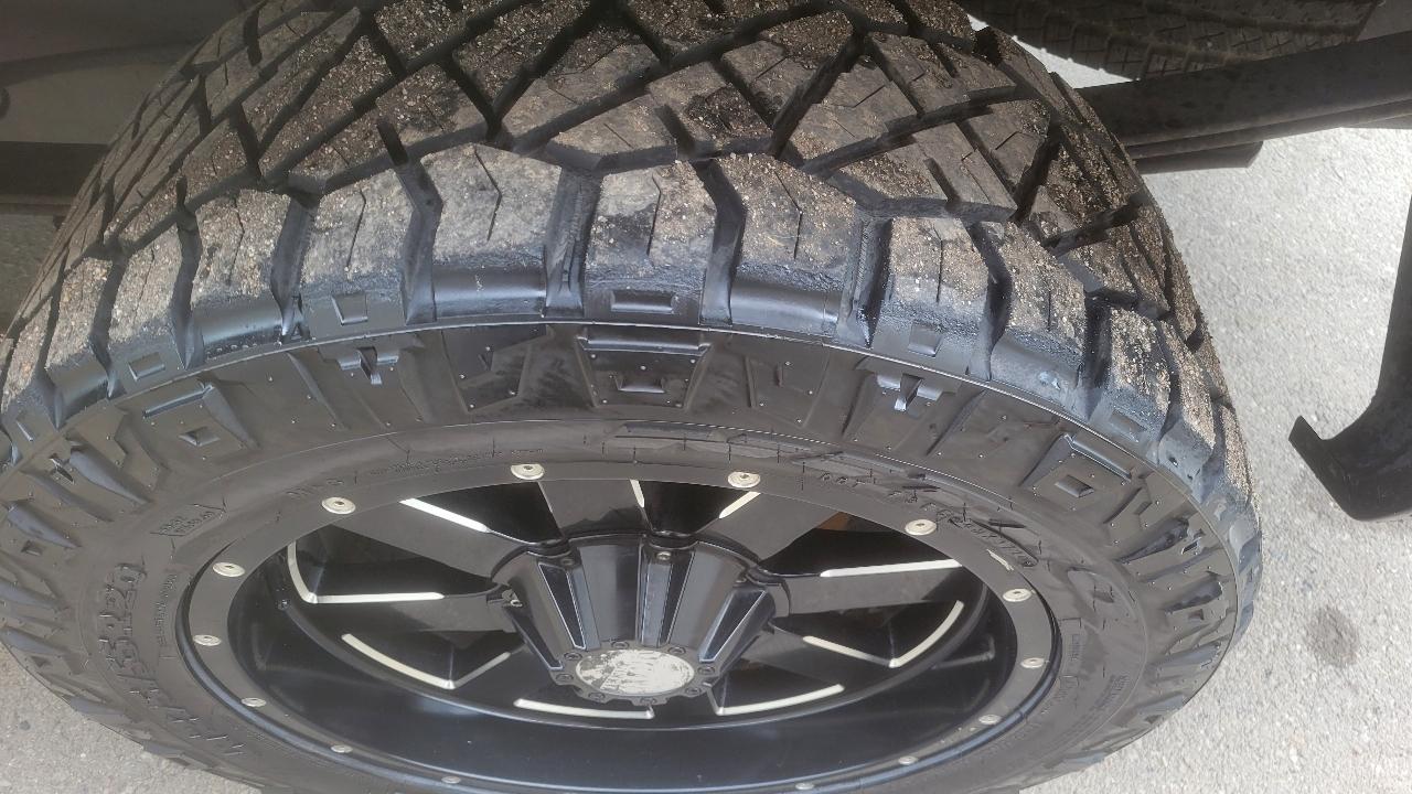 Chevrolet Silverado 1500 4WD Crew Cab 143.5" LT 2012