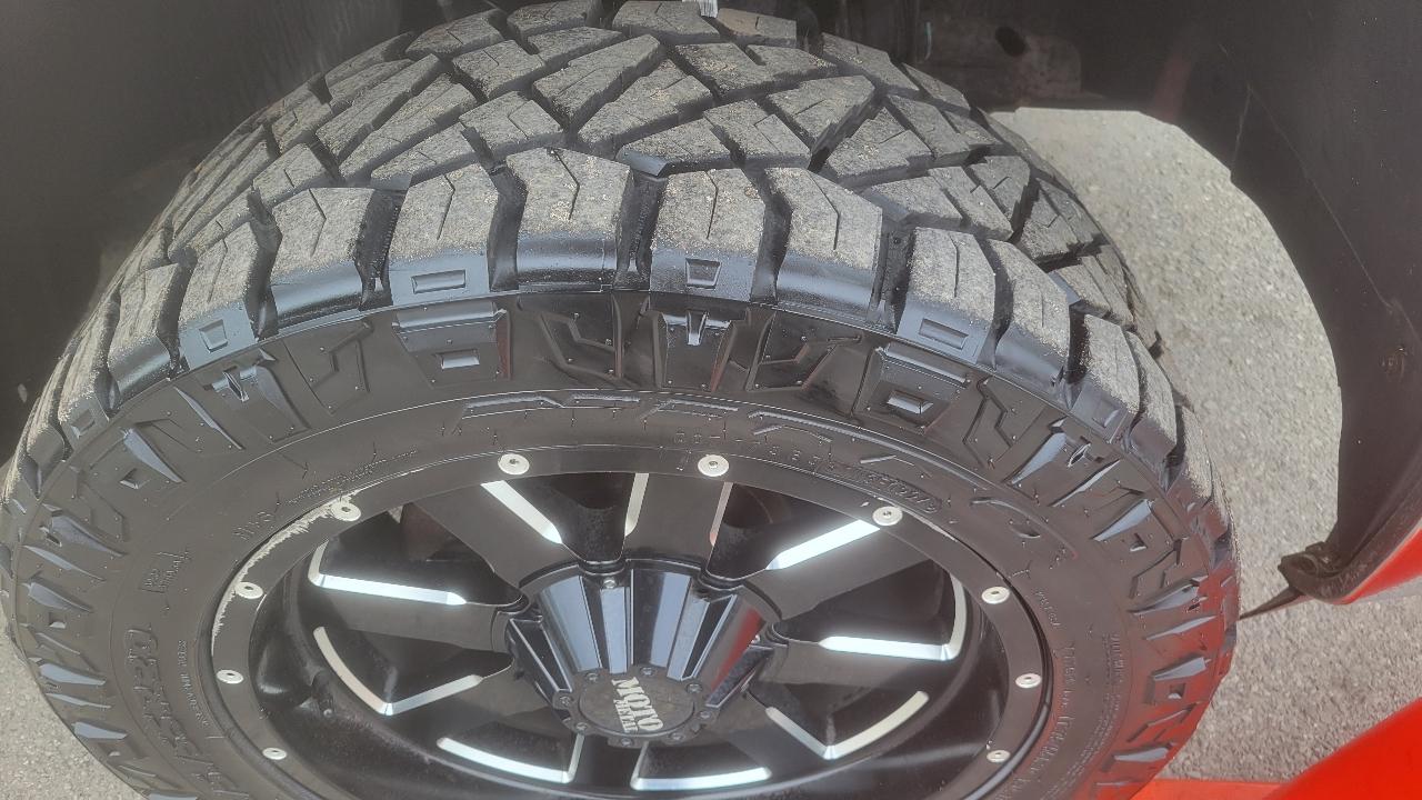 Chevrolet Silverado 1500 4WD Crew Cab 143.5" LT 2012