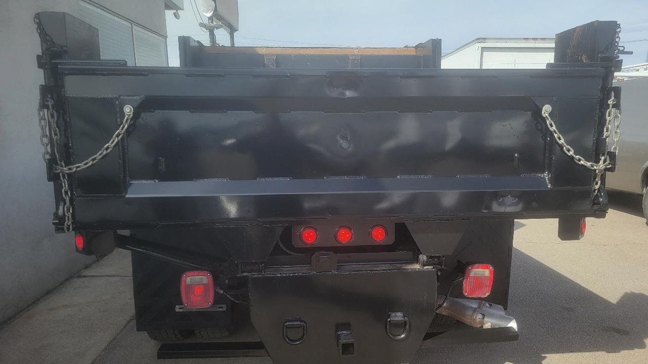 Ford Super Duty F-350 DRW XLT 2WD Reg Cab 145" WB 60" CA 2018