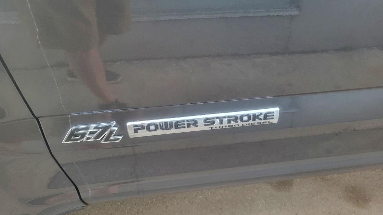 Ford Super Duty F-350 DRW XLT 2WD Reg Cab 145" WB 60" CA 2018