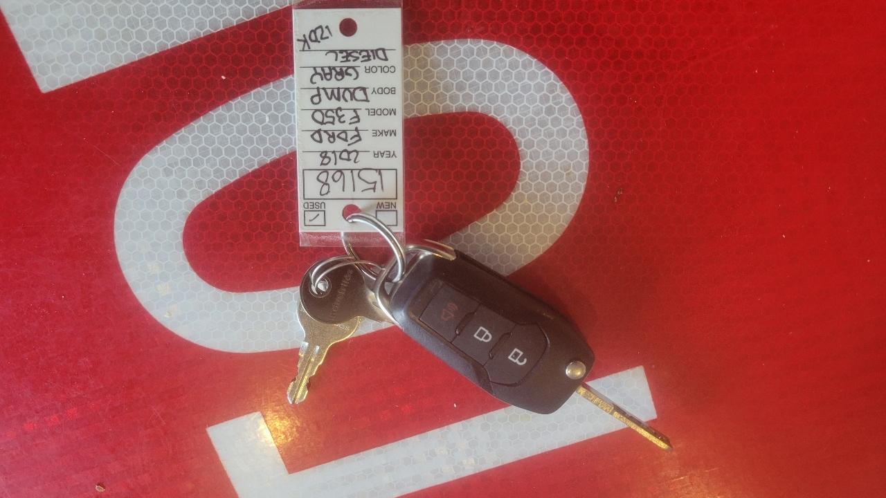 Ford Super Duty F-350 DRW XLT 2WD Reg Cab 145" WB 60" CA 2018