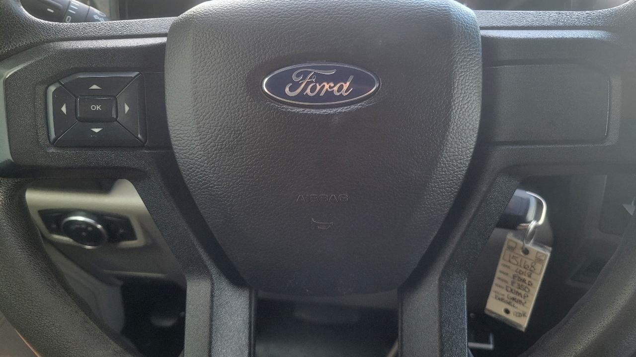 Ford Super Duty F-350 DRW XLT 2WD Reg Cab 145" WB 60" CA 2018