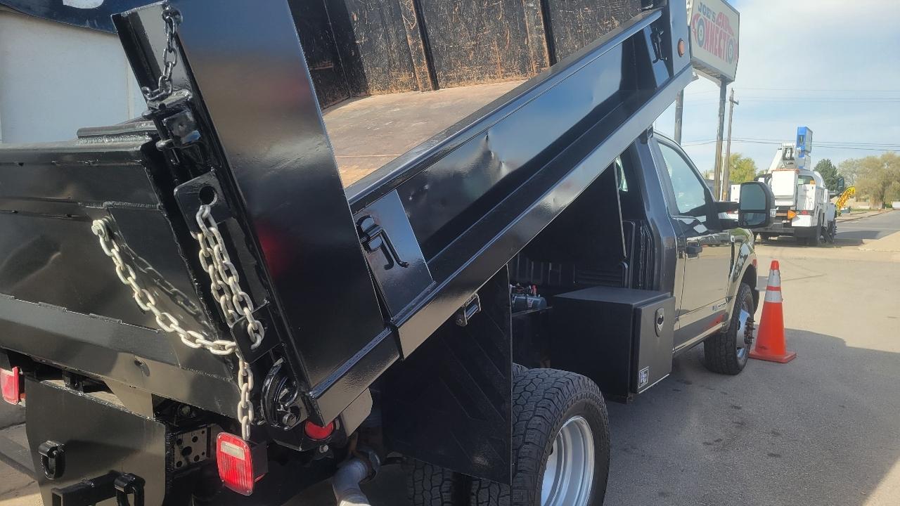 Ford Super Duty F-350 DRW XLT 2WD Reg Cab 145" WB 60" CA 2018