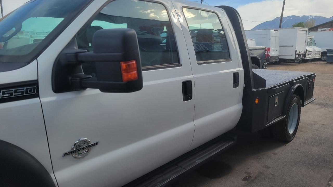 Ford Super Duty F-550 DRW 2WD Crew Cab 176" WB 60" CA XL 2011