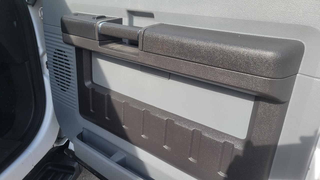 Ford Super Duty F-550 DRW 2WD Crew Cab 176" WB 60" CA XL 2011