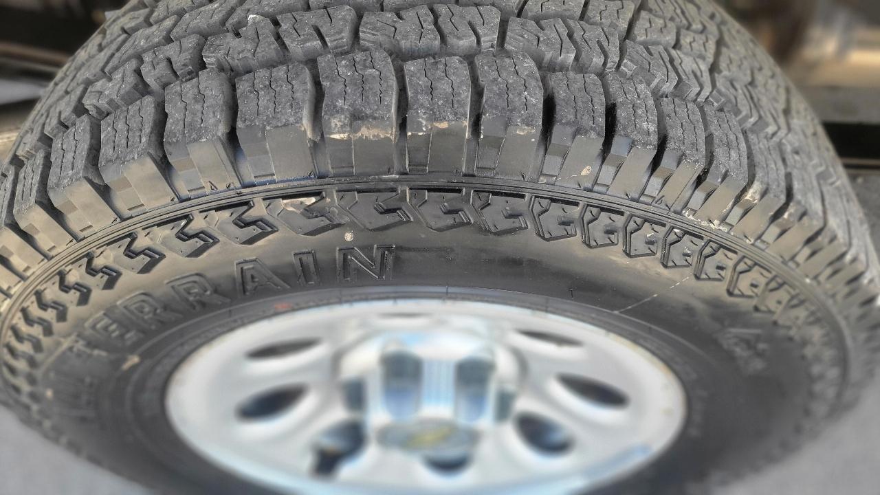 Chevrolet Silverado 1500 4WD Reg Cab 119.0" Work Truck 2013