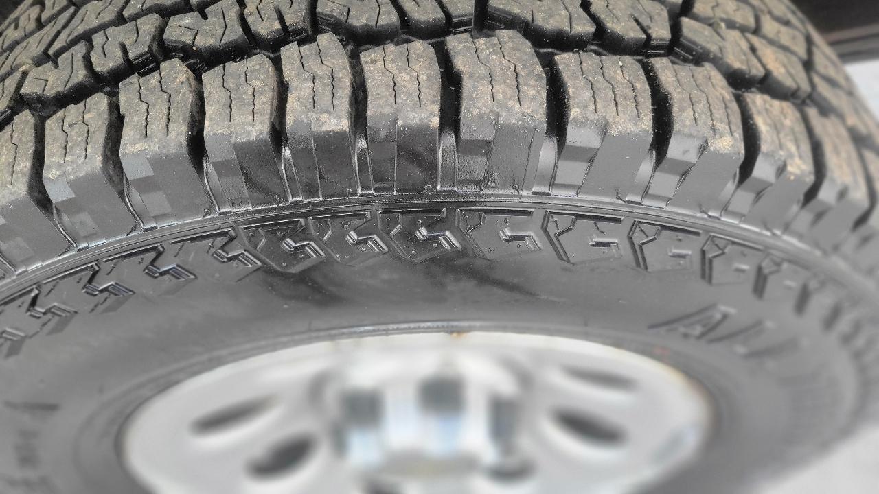 Chevrolet Silverado 1500 4WD Reg Cab 119.0" Work Truck 2013