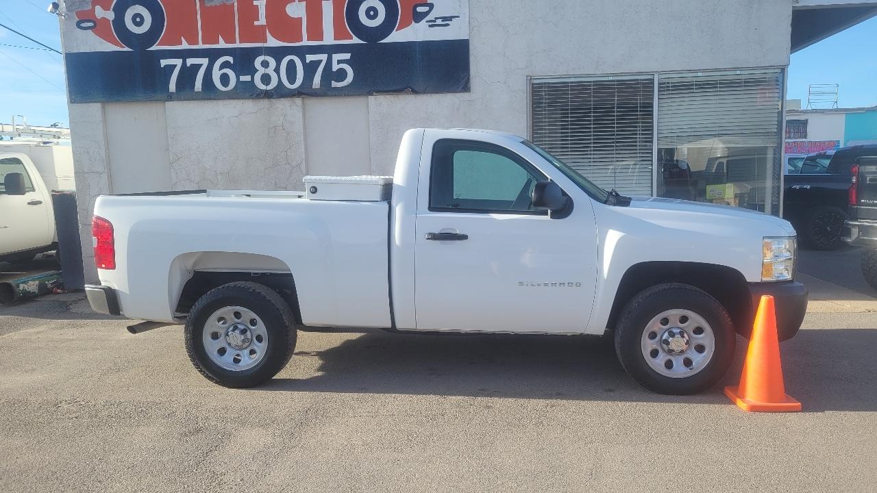 Chevrolet Silverado 1500 4WD Reg Cab 119.0" Work Truck 2013