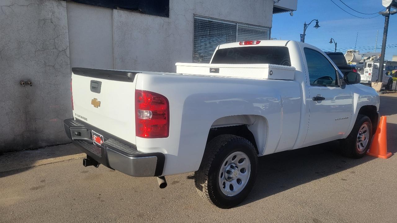 Chevrolet Silverado 1500 4WD Reg Cab 119.0" Work Truck 2013