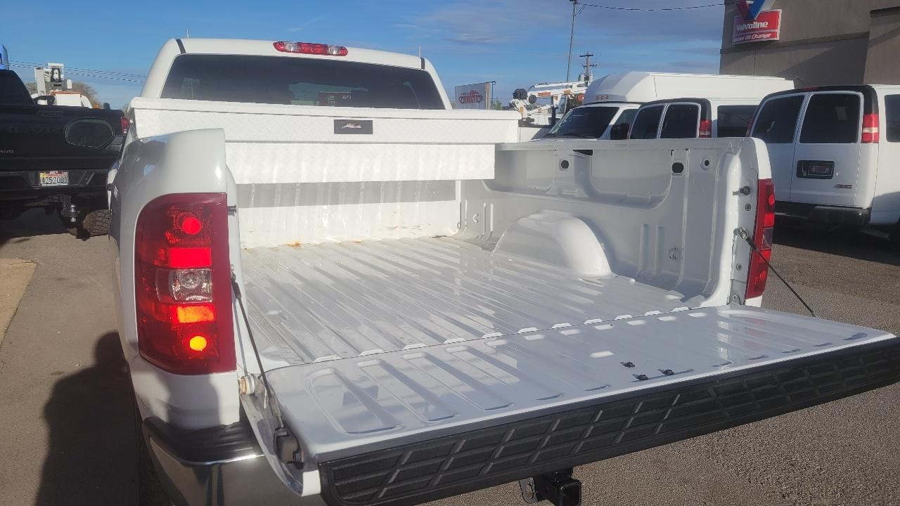 Chevrolet Silverado 1500 4WD Reg Cab 119.0" Work Truck 2013