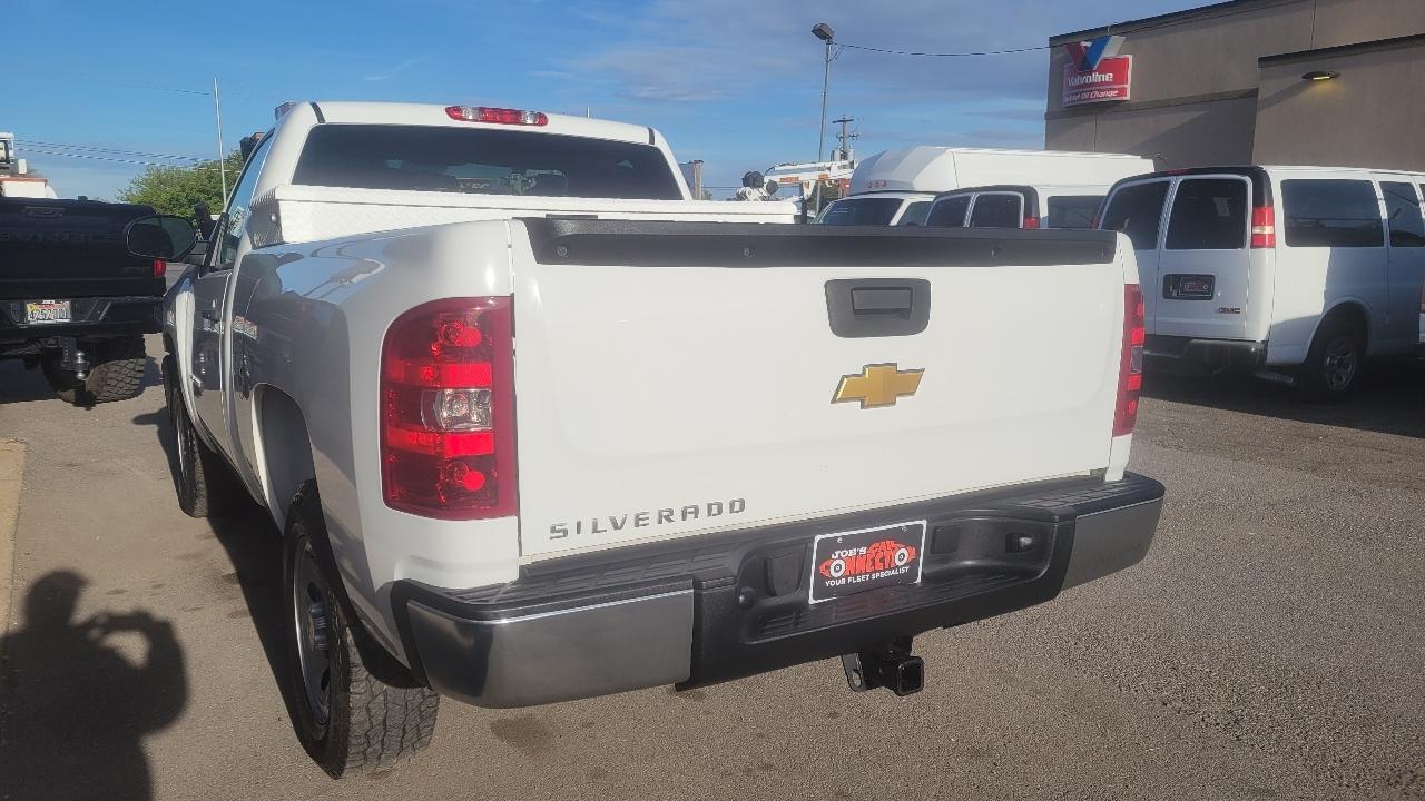 Chevrolet Silverado 1500 4WD Reg Cab 119.0" Work Truck 2013