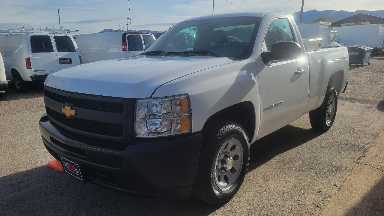 Chevrolet Silverado 1500 4WD Reg Cab 119.0" Work Truck 2013
