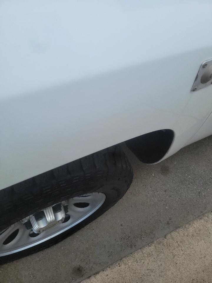 Chevrolet Silverado 1500 4WD Reg Cab 119.0" Work Truck 2011