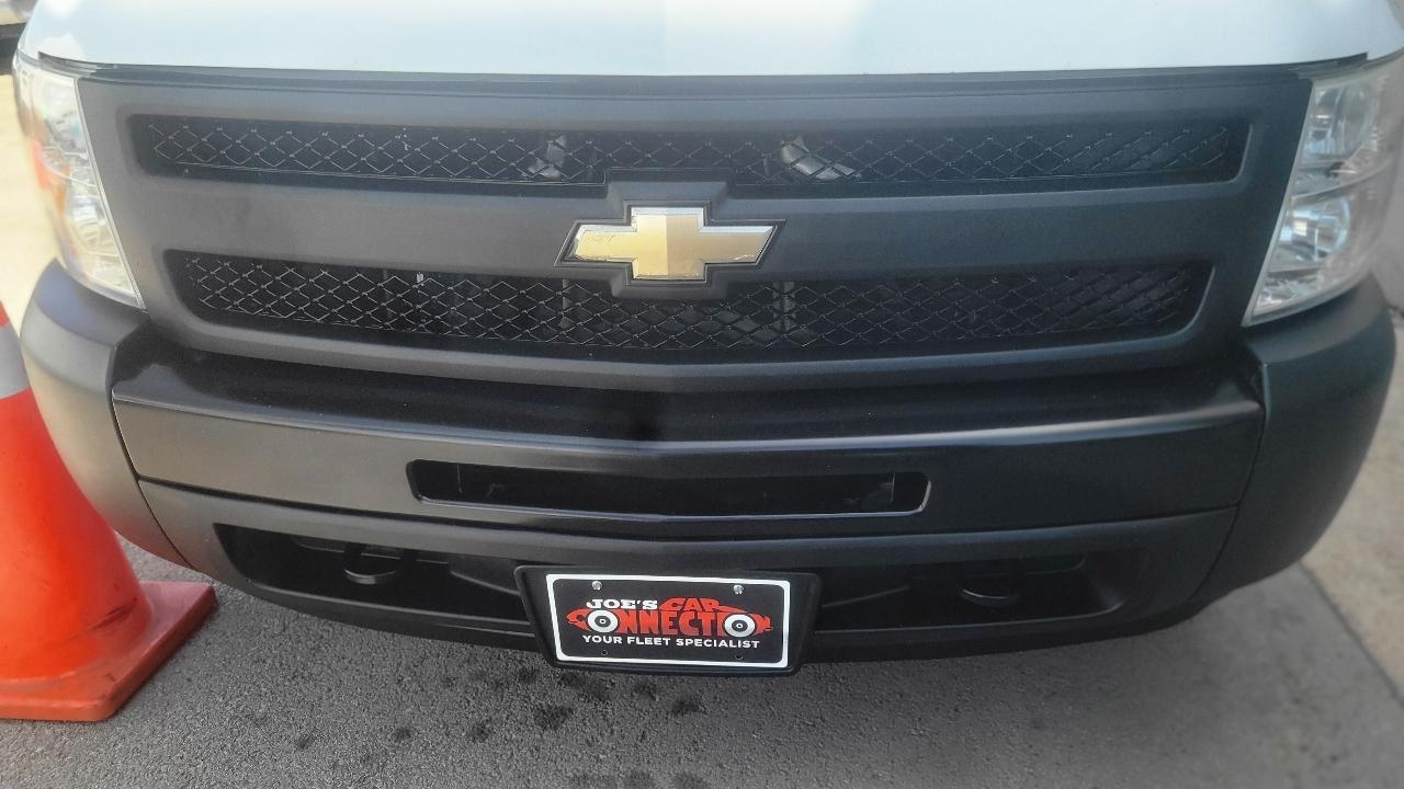 Chevrolet Silverado 1500 4WD Reg Cab 119.0" Work Truck 2011