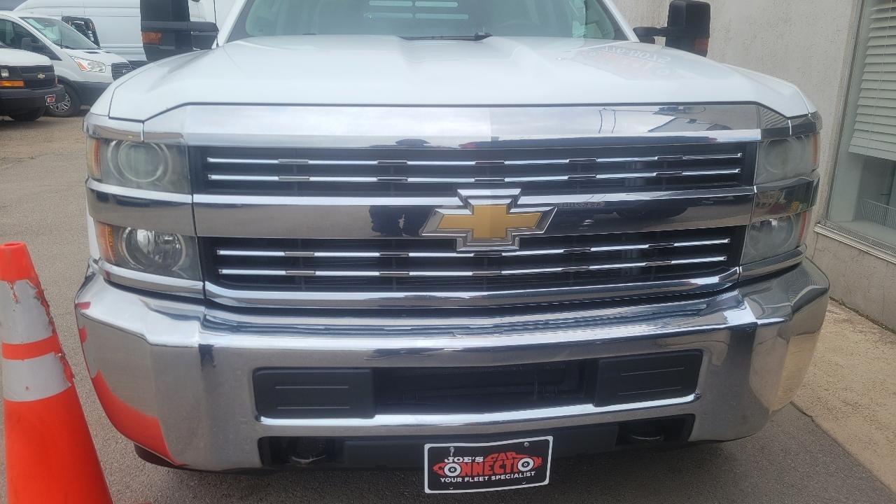 Chevrolet Silverado 3500HD Built After Aug 14 4WD Crew Cab 171.5" WB, 59.06" CA WT 2015