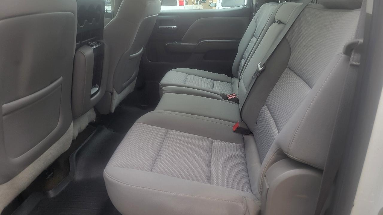 Chevrolet Silverado 3500HD Built After Aug 14 4WD Crew Cab 171.5" WB, 59.06" CA WT 2015