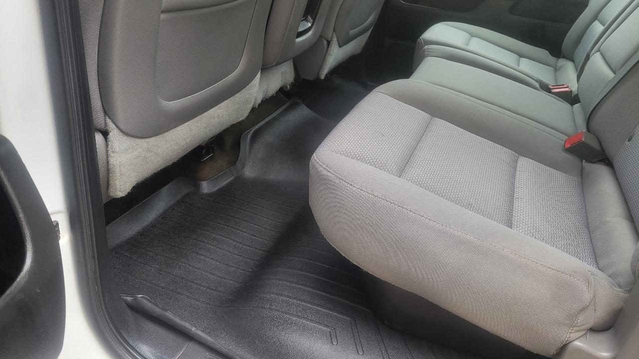 Chevrolet Silverado 3500HD Built After Aug 14 4WD Crew Cab 171.5" WB, 59.06" CA WT 2015