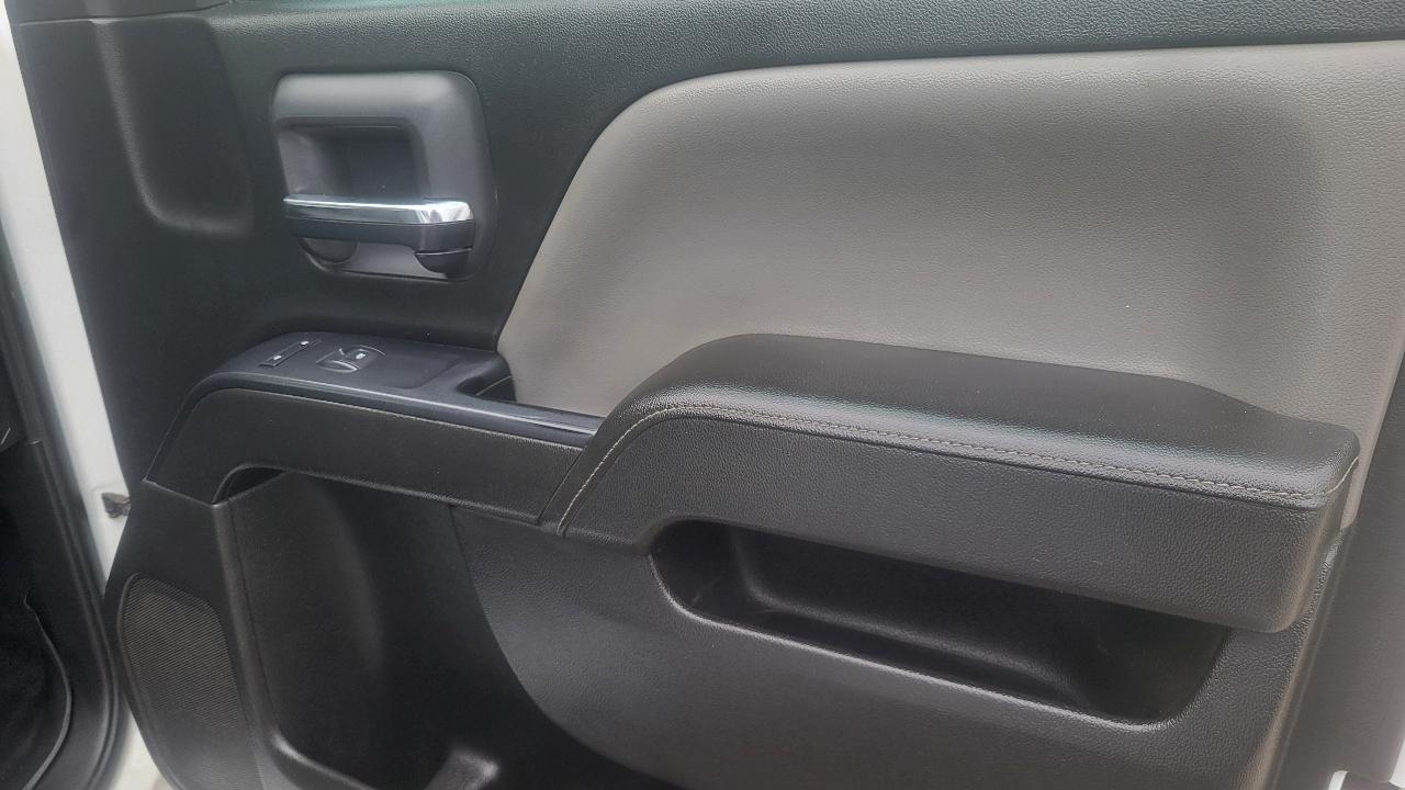 Chevrolet Silverado 3500HD Built After Aug 14 4WD Crew Cab 171.5" WB, 59.06" CA WT 2015