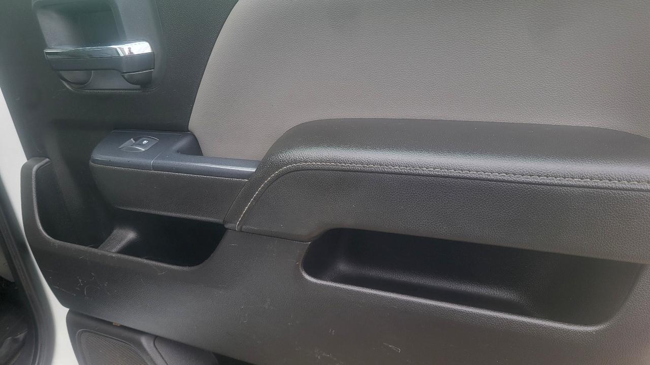 Chevrolet Silverado 3500HD Built After Aug 14 4WD Crew Cab 171.5" WB, 59.06" CA WT 2015