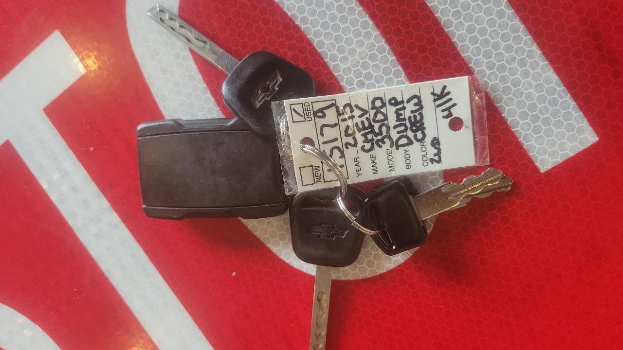 Chevrolet Silverado 3500HD Built After Aug 14 4WD Crew Cab 171.5" WB, 59.06" CA WT 2015