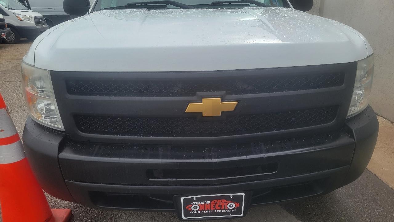 Chevrolet Silverado 1500 2WD Reg Cab 119.0" Work Truck 2012