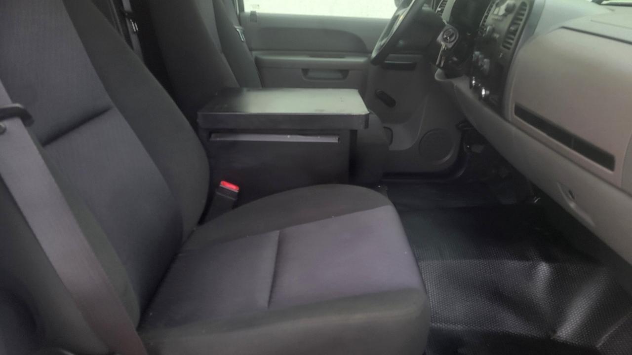 Chevrolet Silverado 1500 2WD Reg Cab 119.0" Work Truck 2012