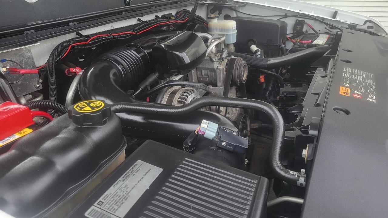 Chevrolet Silverado 1500 2WD Reg Cab 119.0" Work Truck 2012