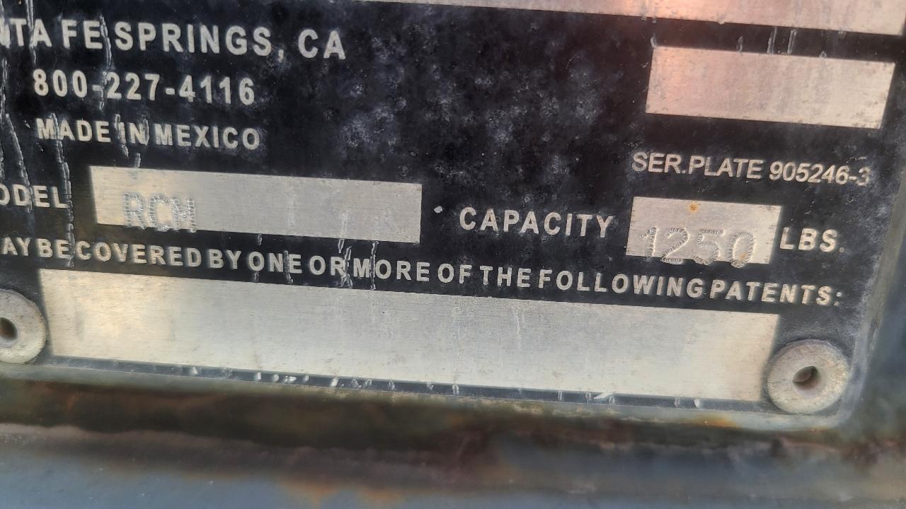 Chevrolet Express Commercial Cutaway 3500 Van 139" 2016