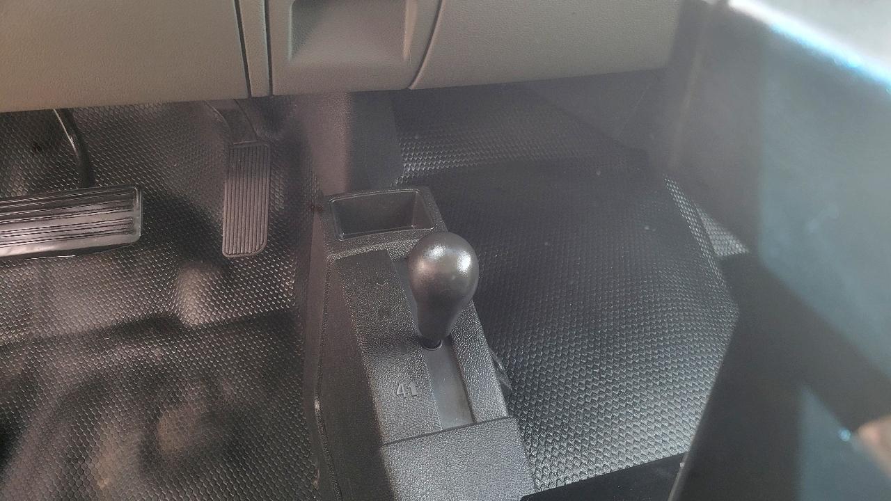 Chevrolet Silverado 1500 4WD Reg Cab 119.0" Work Truck 2012