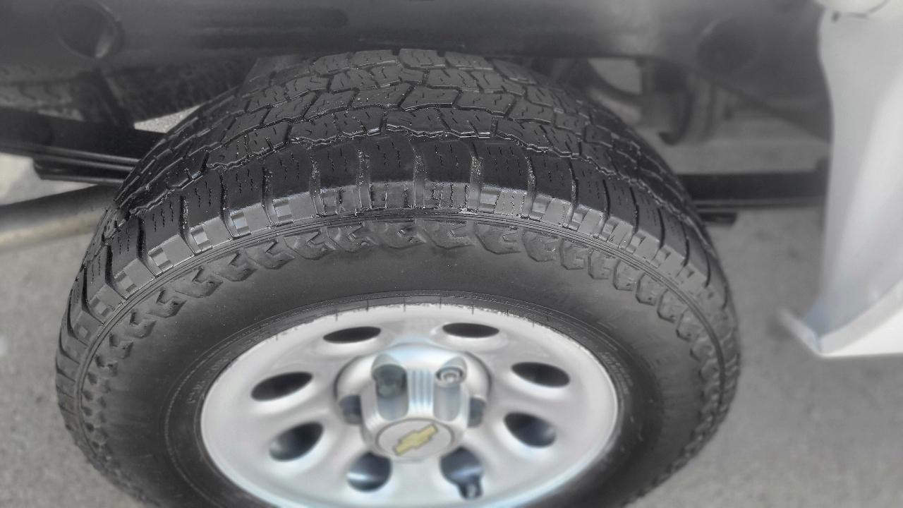 Chevrolet Silverado 1500 4WD Reg Cab 119.0" Work Truck 2012