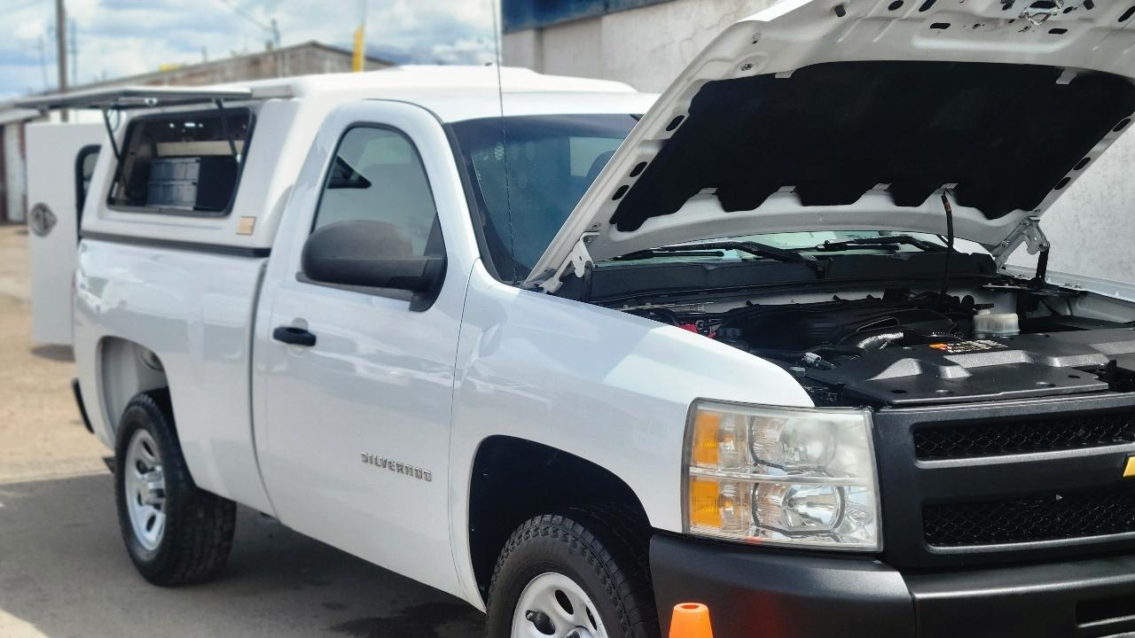 Chevrolet Silverado 1500 4WD Reg Cab 119.0" Work Truck 2012