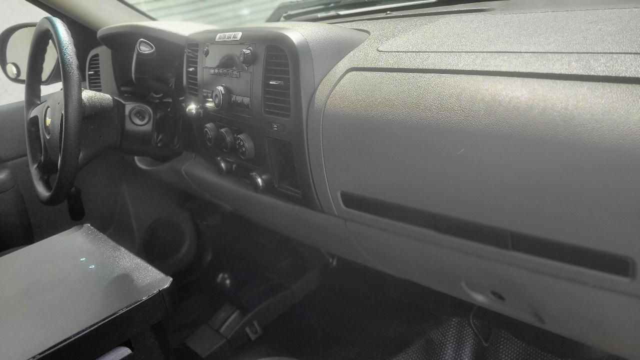 Chevrolet Silverado 1500 4WD Reg Cab 119.0" Work Truck 2012