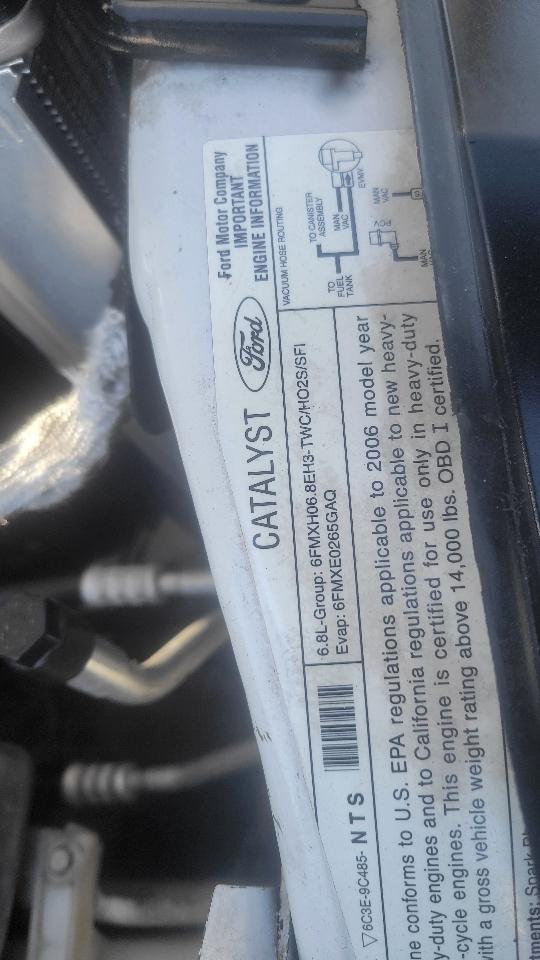 Ford Super Duty F-450 DRW Reg Cab 141" WB 60" CA XLT 2006