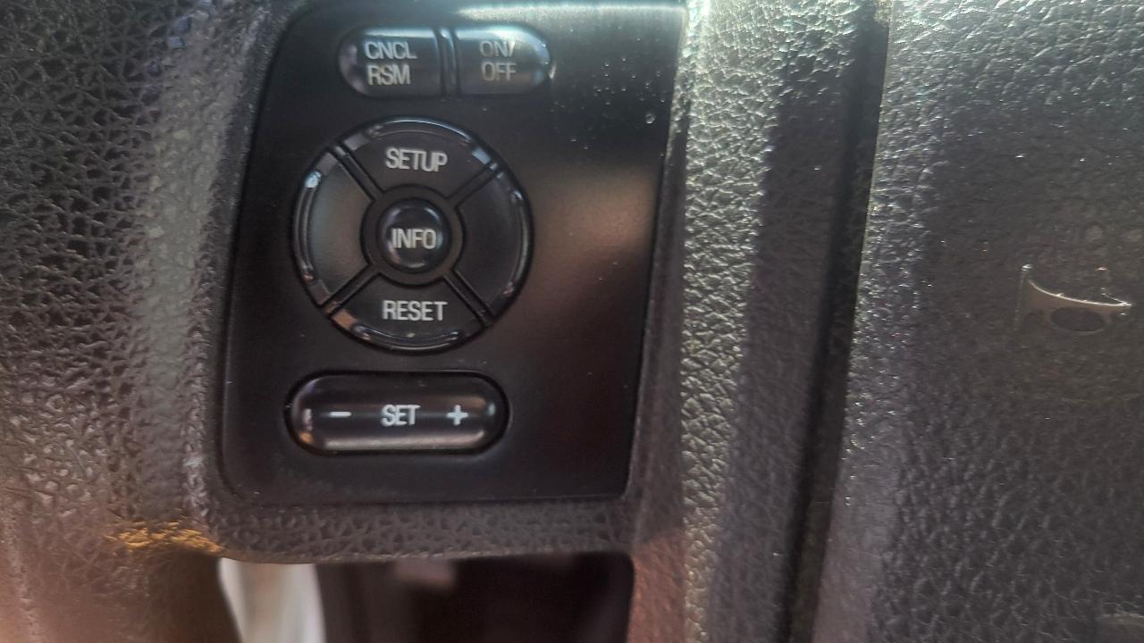 Ford Super Duty F-550 DRW 4WD SuperCab 186" WB 84" CA XLT 2016