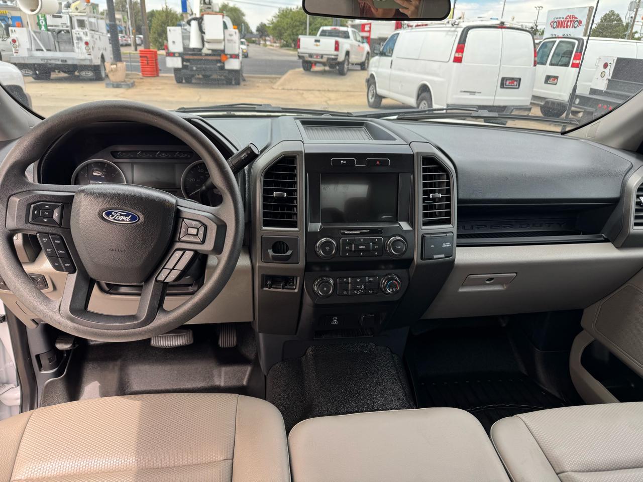 Ford Super Duty F-250 SRW Lariat 2WD SuperCab 8' Box 2022