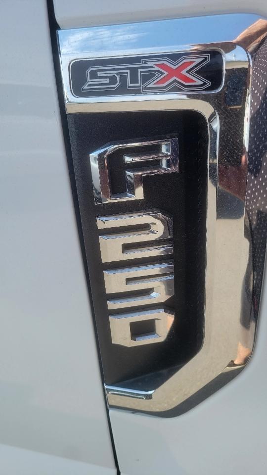 Ford Super Duty F-250 SRW 2WD SuperCab 158" XLT 2022