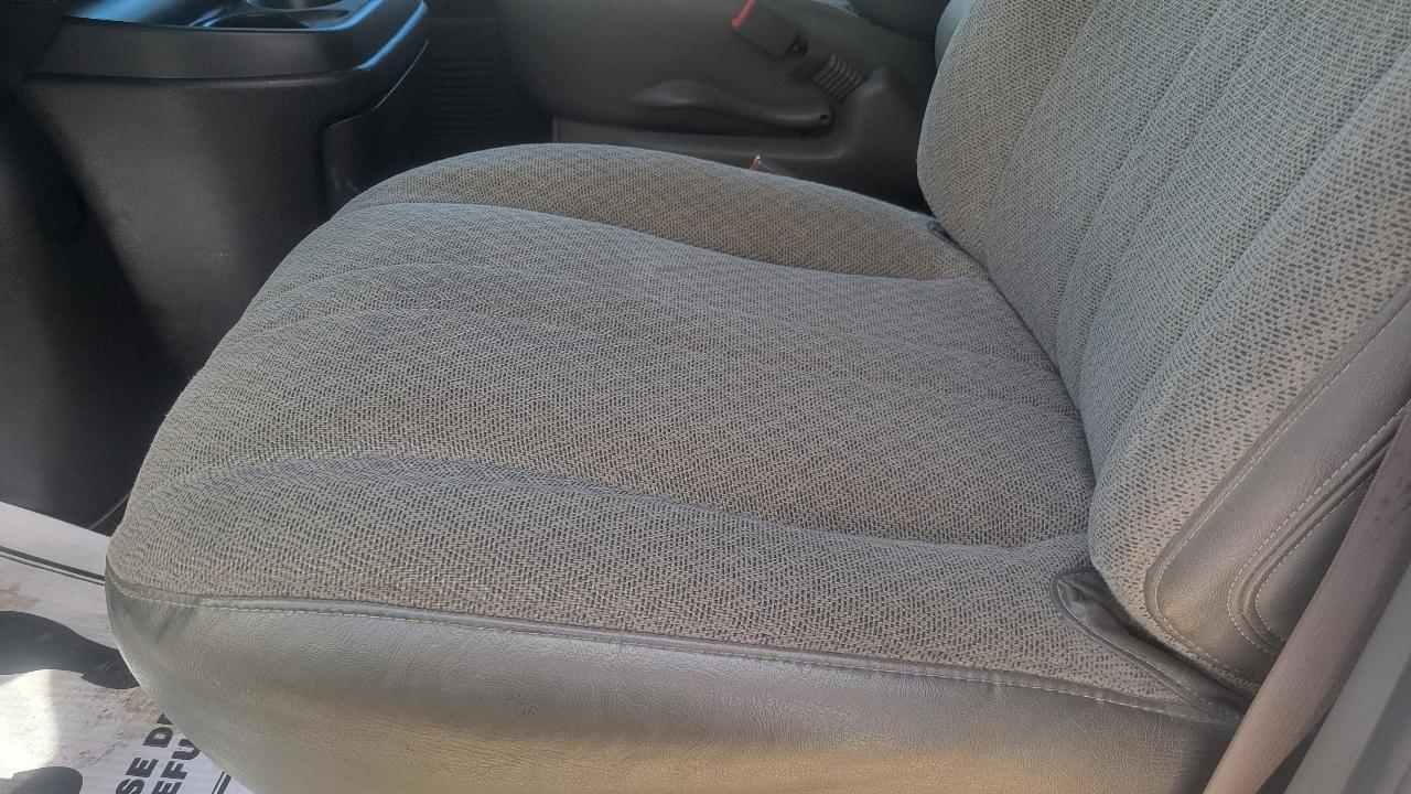 Chevrolet Express Cargo Van RWD 2500 135" 2018