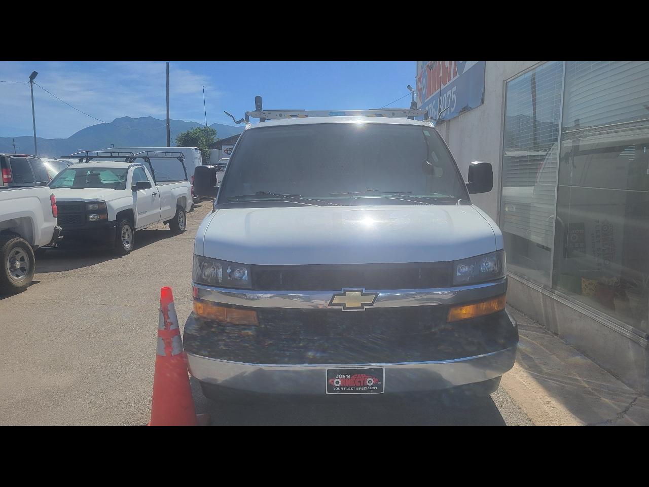 2017 Chevrolet Express Cargo Van RWD 2500 135"