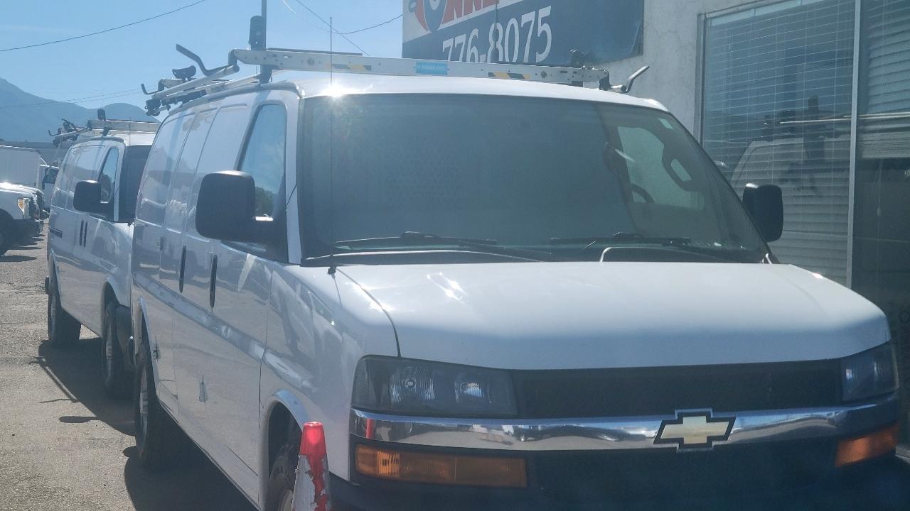 Chevrolet Express Cargo Van RWD 2500 135" 2017